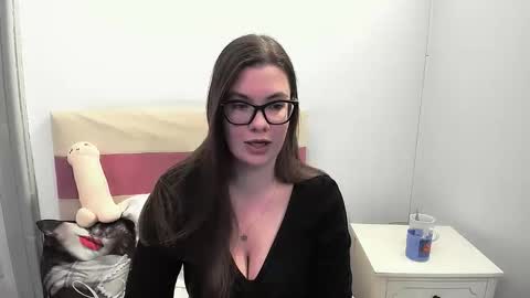 CarolineAmore online show from 01/14/26, 04:12