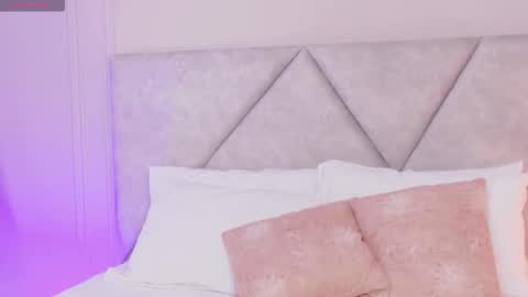 Caroline online show from 03/20/26, 04:17