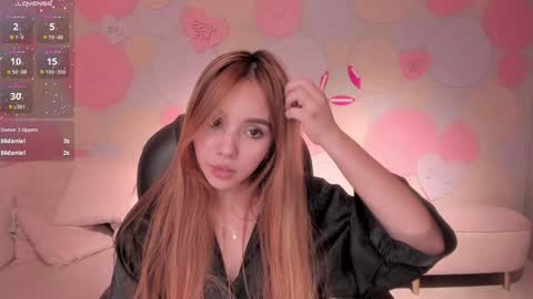 Caro online show from 12/03/24, 09:44