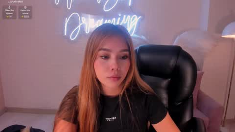 Caro online show from 02/19/25, 10:45