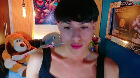 carolinejesh online show from 04/14/26, 12:33