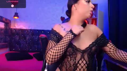 Caroline Scoth online show from 03/07/25, 06:43