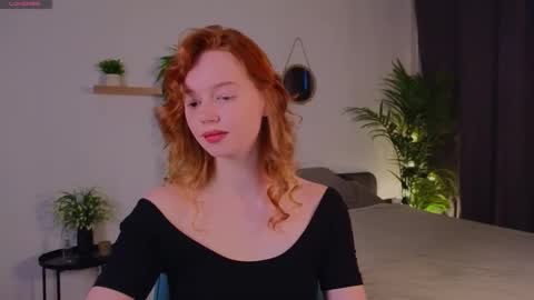 Caro online show from 10/10/25, 02:49