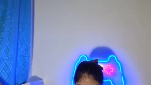 Snapshot of caroll_luna chatting on 12/14/24, 08:45 kitty online show from 12/14/24, 08:45