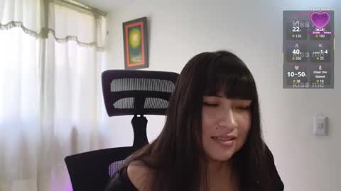 Snapshot of caroll_luna chatting on 10/23/25, 04:06 kitty online show from 10/23/25, 04:06