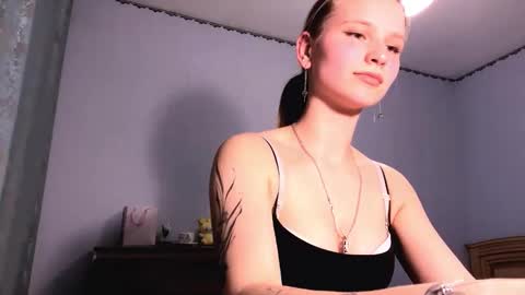 Snapshot of carollgalle chatting on 02/26/26, 02:16 Carolina online show from 02/26/26, 02:16