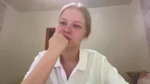 carolynesturino online show from 07/08/26, 08:08