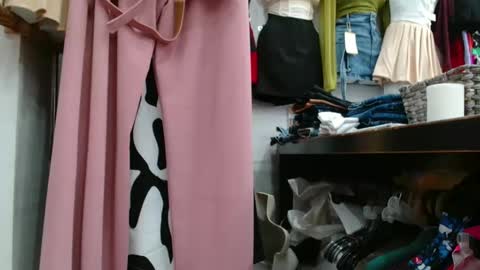 Snapshot of caroo0615 chatting on 10/30/25, 11:27 caroo0615 online show from 10/30/25, 11:27