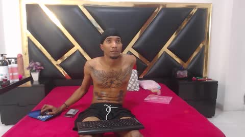 caro y andy online show from 12/05/25, 11:41