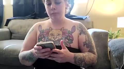 Car online show from 09/22/25, 03:47