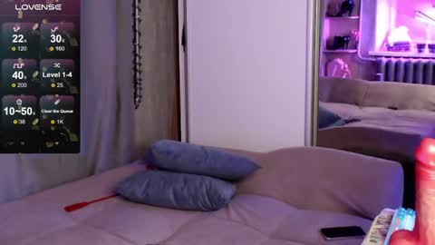 Carrie online show from 02/26/25, 09:37