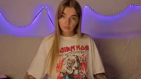 carriebradshawww online show from 09/26/25, 03:05