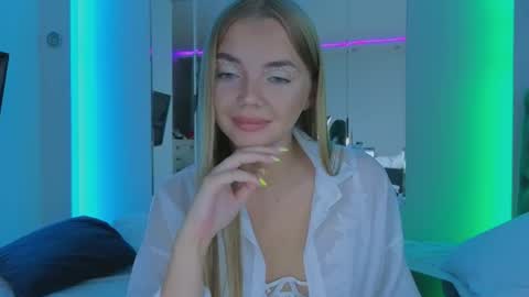 Snapshot of carriebradshawww chatting on 07/17/26, 06:13 carriebradshawww online show from 07/17/26, 06:13