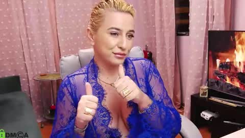 Carrie online show from 02/19/25, 04:34