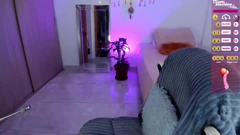 Nia  online show from 12/28/24, 04:30