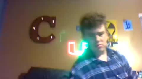 Snapshot of carsonlueders8775 chatting on 10/05/25, 01:15 carsonlueders8775 online show from 10/05/25, 01:15