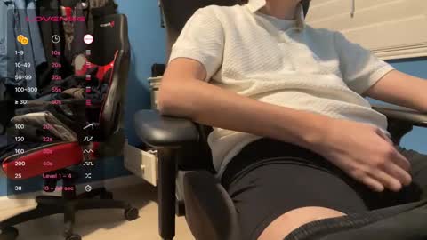 Snapshot of carter10101000 chatting on 01/14/25, 11:27 carter10101000 online show from 01/14/25, 11:27