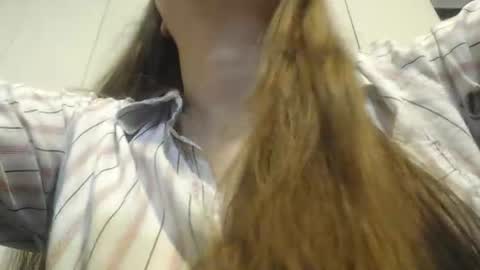 Snapshot of cary_mary chatting on 07/27/26, 09:55 Cary mary online show from 07/27/26, 09:55