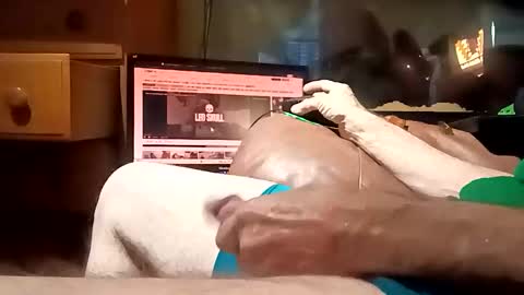 caryb online show from 04/08/26, 03:01