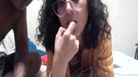 Casal bruxo online show from 10/24/25, 07:16