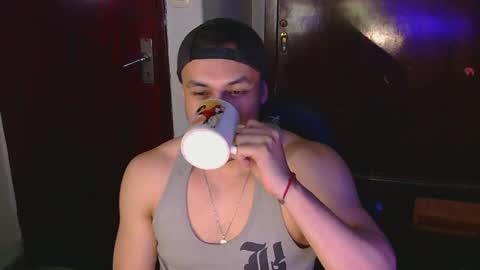 Snapshot of casas_oom chatting on 12/07/24, 05:04 online show from 12/07/24, 05:04