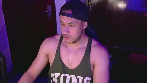 Snapshot of casas_oom chatting on 12/08/24, 06:54 online show from 12/08/24, 06:54