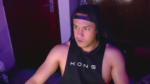 Snapshot of casas_oom chatting on 03/01/25, 04:58 online show from 03/01/25, 04:58