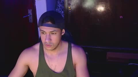 Snapshot of casas_oom chatting on 03/10/25, 05:33 online show from 03/10/25, 05:33