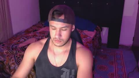 Snapshot of casas_oom chatting on 09/13/25, 04:23 online show from 09/13/25, 04:23