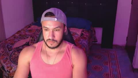 Snapshot of casas_oom chatting on 10/10/25, 04:33 online show from 10/10/25, 04:33