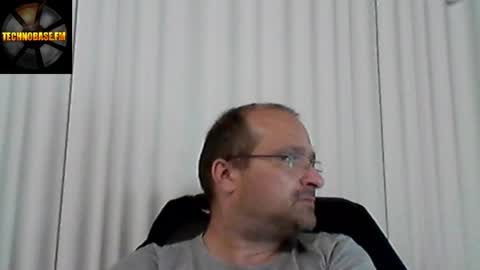 Snapshot of cascadacek chatting on 04/23/26, 06:32 CASCADACEK online show from 04/23/26, 06:32