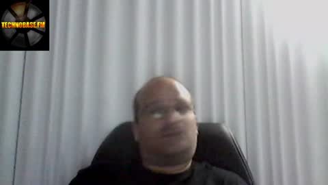 Snapshot of cascadacek chatting on 07/04/26, 06:25 CASCADACEK online show from 07/04/26, 06:25