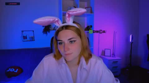 casey_meow_ online show from 10/08/25, 05:27