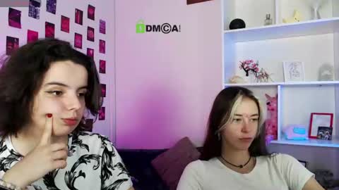 Snapshot of casey_meow_ chatting on 06/17/26, 08:39 casey_meow_ online show from 06/17/26, 08:39