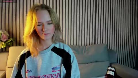 Casey sweeet online show from 09/29/25, 08:08