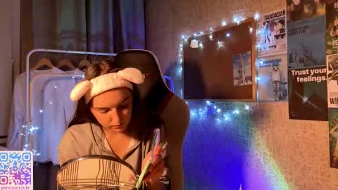 caseydoesntknow online show from 10/21/25, 11:27