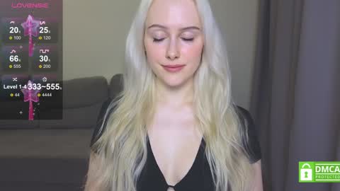 My name is Casey... Nice to meet you  I will be happy to have funthumbs up please its important online show from 01/24/25, 12:52