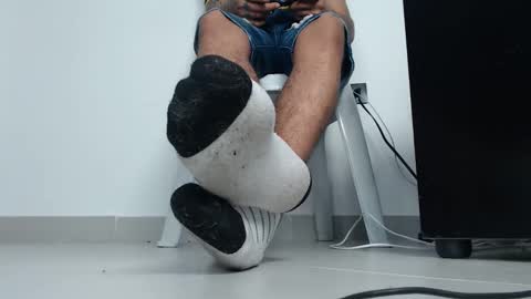 cash_master777 online show from 12/05/25, 02:31