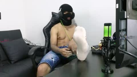 cash_master777 online show from 04/09/26, 02:22