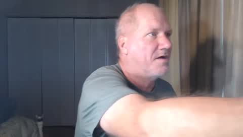 CasinoCam online show from 09/24/25, 01:58