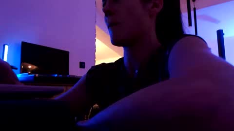 cassandra06400 online show from 11/30/25, 08:24