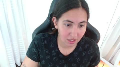 Snapshot of cassandra_ruizz chatting on 04/02/26, 11:24 573215024606 online show from 04/02/26, 11:24