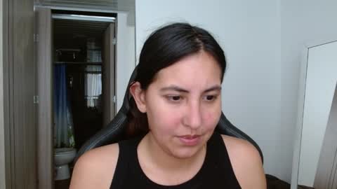 Snapshot of cassandra_ruizz chatting on 05/07/26, 10:04 573215024606 online show from 05/07/26, 10:04