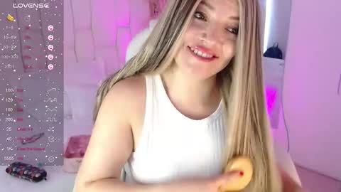 Snapshot of cassandraferran chatting on 02/02/26, 01:10 Cassandra online show from 02/02/26, 01:10