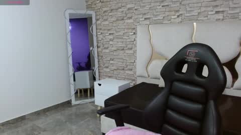 casse_tay online show from 10/19/25, 02:56