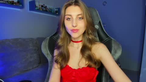 Seductress Cassia  FINDOM AND SADISM  NO NUDE online show from 12/18/24, 10:13