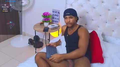 Snapshot of cassian_gold chatting on 07/14/26, 02:38 CASSIAN GOLD online show from 07/14/26, 02:38