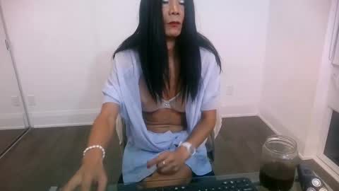 Snapshot of cassicd chatting on 10/01/25, 09:15 Cassi online show from 10/01/25, 09:15