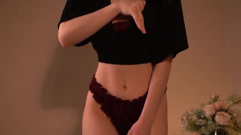 Cassie online show from 12/18/25, 02:45