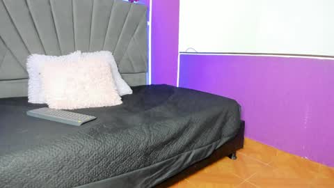 Snapshot of cassie_jones1 chatting on 01/24/25, 04:16 Cassie Jones online show from 01/24/25, 04:16